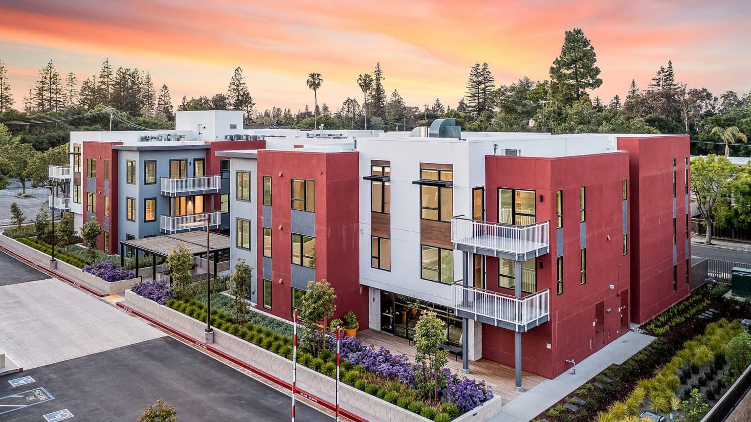 Menlo Park Apartments For Rent Realm Contact Us